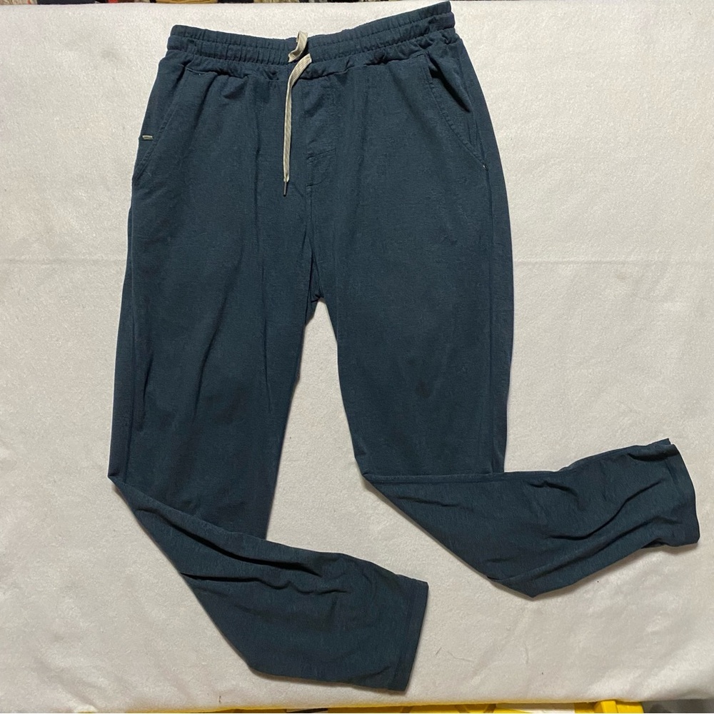 Vuori Men's Blue Joggers Small